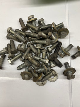 Bolt and washer steering colum