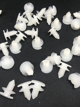 HOLDEN COMMODORE DOOR TRIM CLIPS (VB VC VH VK VL) (NOS12)